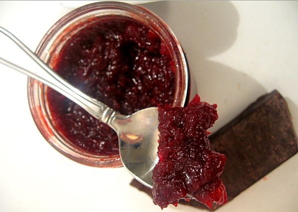 chocolate cranberry jam